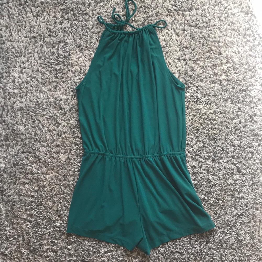 Keyhole back green romper